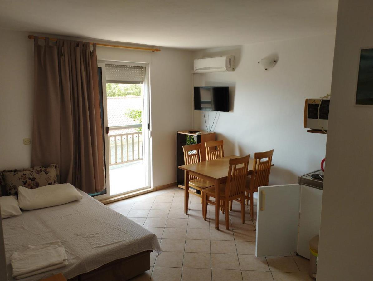Apartments Jelena โปดาซา ภายนอก รูปภาพ