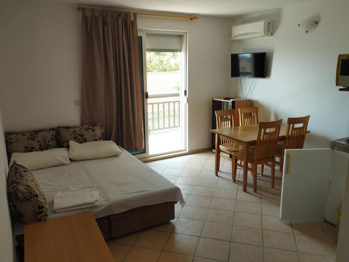Apartments Jelena โปดาซา ภายนอก รูปภาพ